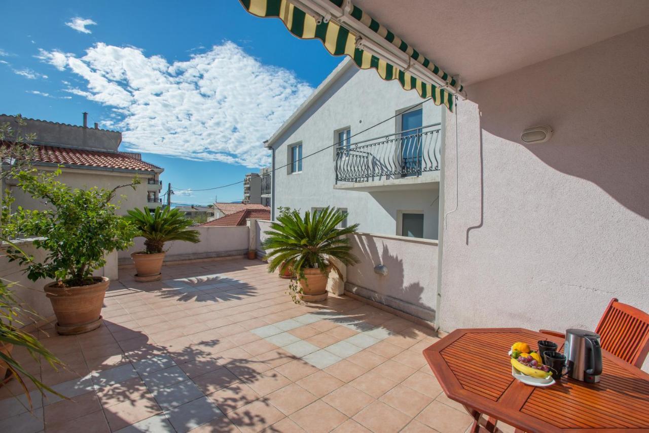 Apartments Marcela Makarska Exterior foto